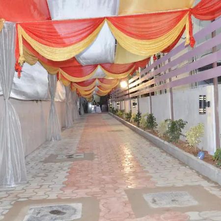 Jasmine Park Aparthotel Chennai Exterior photo